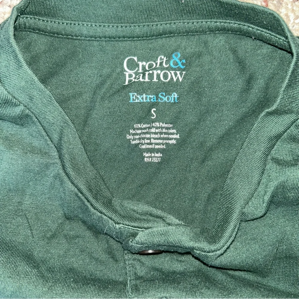 Croft & Barrow Forest Green Long Sleeve Henley - Picture 2 of 3